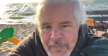 Markus Esser at the beach